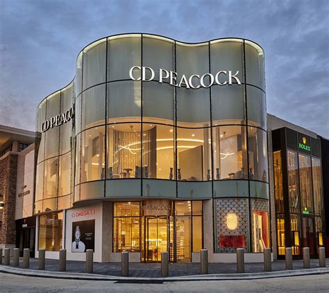 CD Peacock at Oakbrook Center